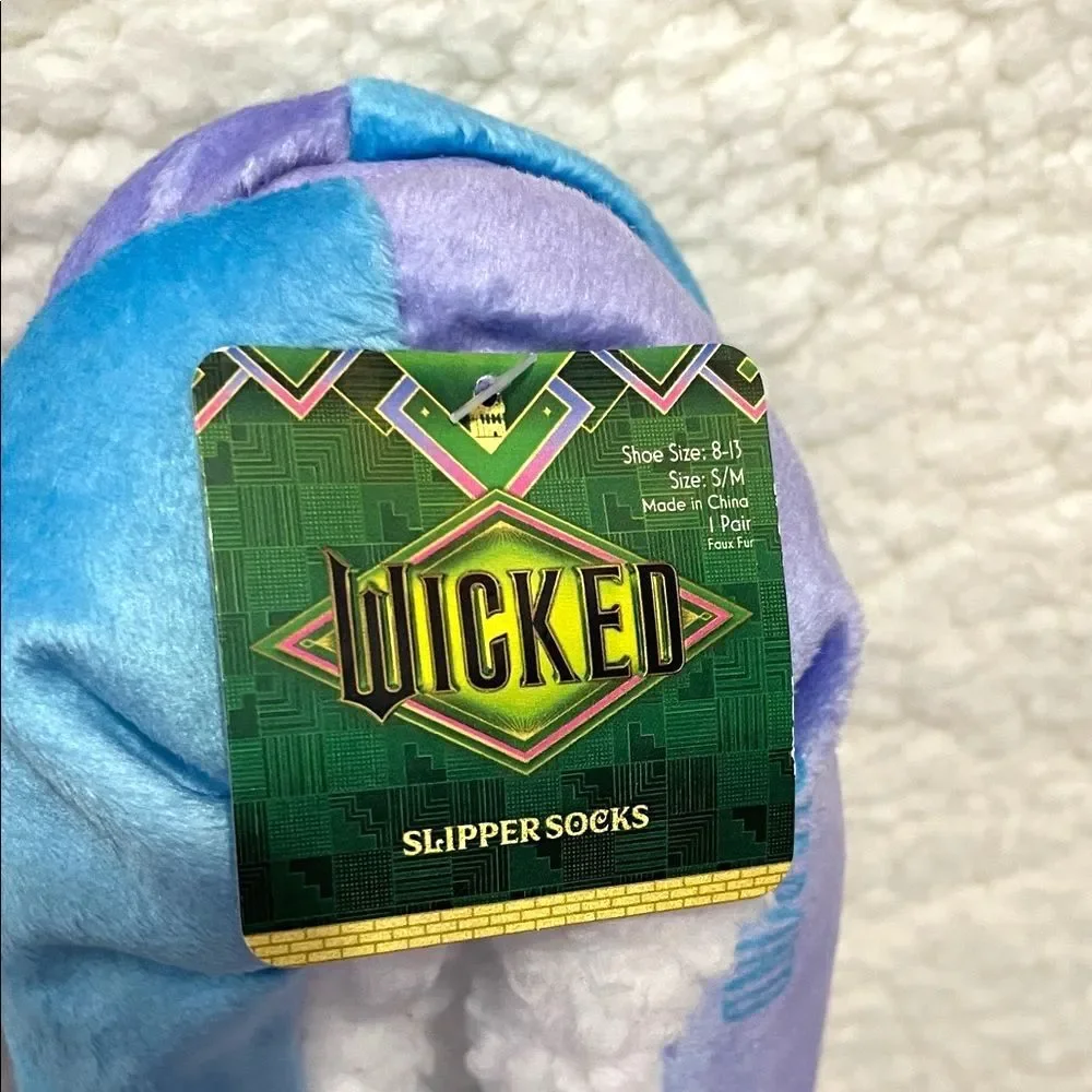 Wicked cozy slipper